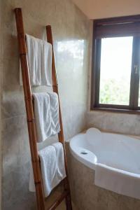 Warwick Ibah Luxury Villas & Spa - 46