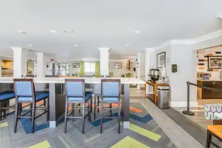 Hawthorn Suites by Wyndham Fort Benning - 12