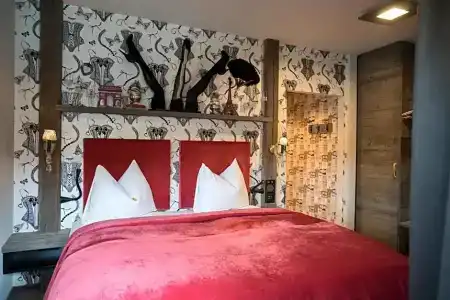 Boutique im Auracher Löchl - 108