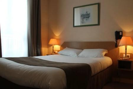 Hôtel De France - 52