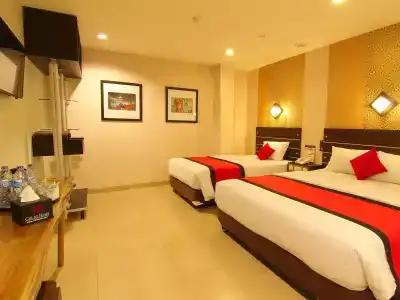 Citi m Gambir - 1