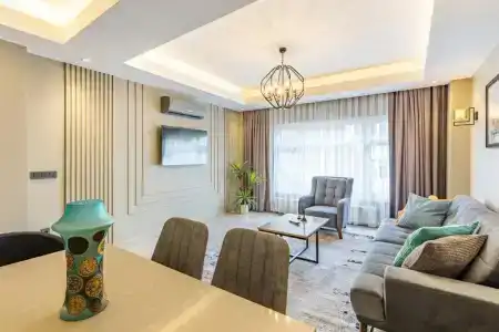 Seraglio & Suites - 130