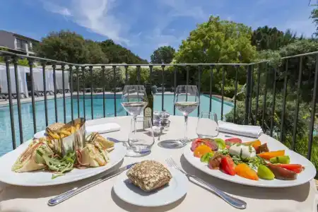 Hôtel Le Roi Théodore & Spa - 8