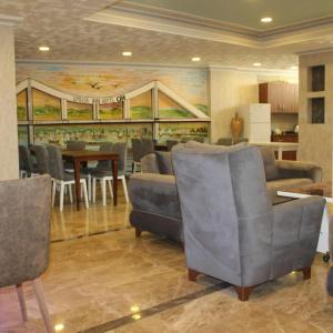 Omega Inn - 14
