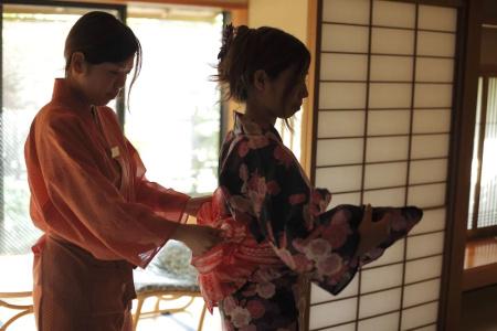 Onishiya Suishoen - 25