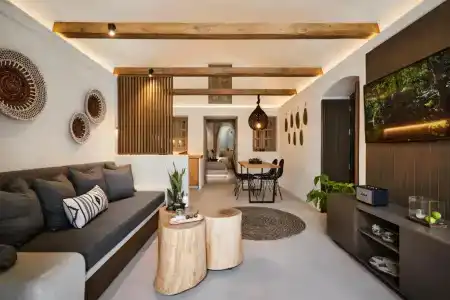 Floria Suites - 105