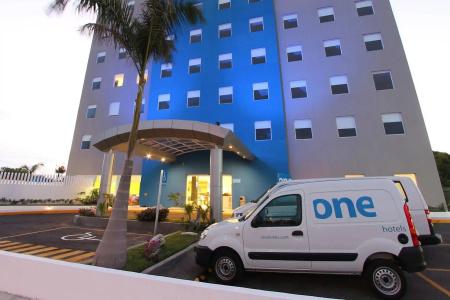 One Cancun Centro - 18