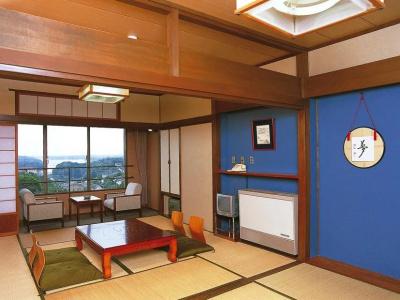 Tomoyama Kanko - 3