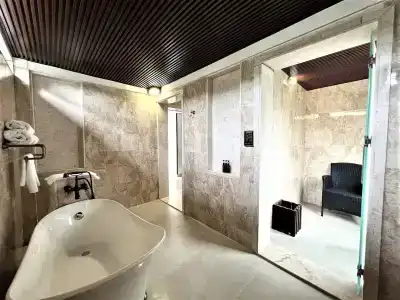 The Blossom Resort – Onsen & Foot Massage Inclusive - 432