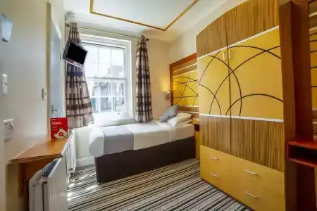 Oyo Vegas - 36