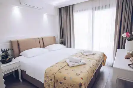 Princess Kinli Suites - 4