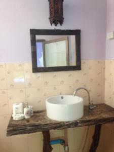 Lanta Fa Rung Beach Resort - 6