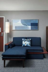 Courtyard by Marriott at Old Town - 75