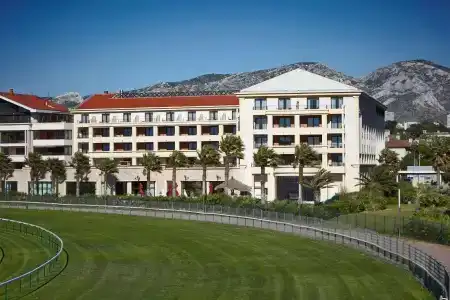 Golden Tulip Villa Massalia - 44