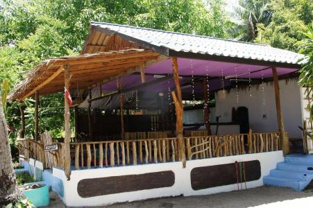 Sea Love Beach Bar & Bungalows - 14