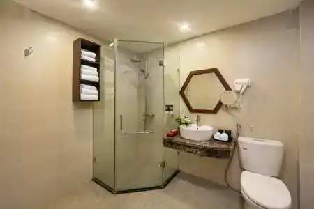 Hanoi Vision Boutique - 8