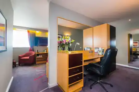 Holiday Inn Aberdeen West, An Ihg - 45