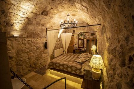 Sunak Cave Boutique - 99
