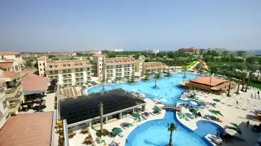 Dream World Palace - 0