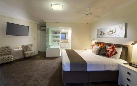2nd Avenue Beachside - 5