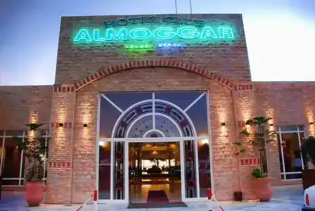 Club Almoggar Garden Beach - 26
