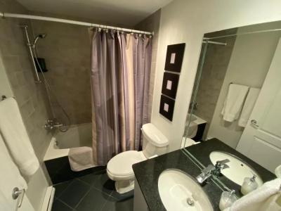 ApartHotelMontreal by Les Terrasses Saint Urbain 2225I2 - 27