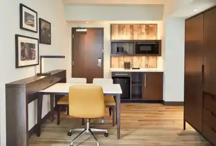 Embassy Suites by Hilton Nashville - 89