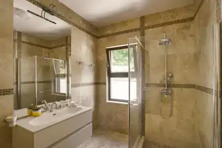 Oak Leaf Residences - 5