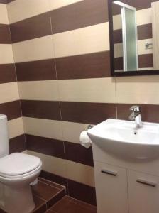 Efi Apts - 8