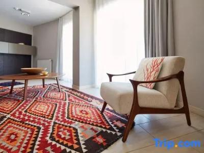 Med-Inn Boutique - 62