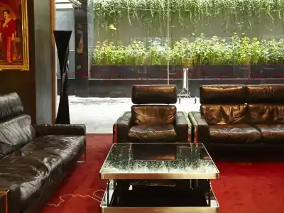 Galleria Sukhumvit 10 Bangkok by Compass Hospitality - 29