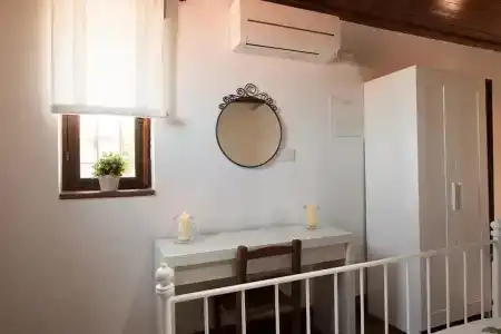 Oinoessa Traditional Boutique Guest Houses - 14