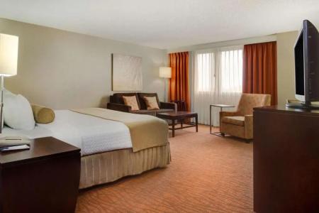 Sonesta Miami Airport - 48