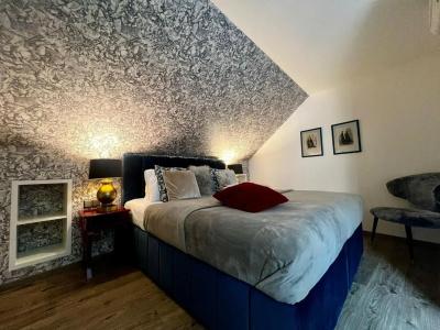 Antik Prague - 12