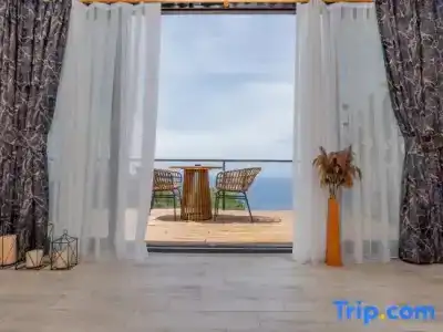 Vista Del Amor Faralya - 194