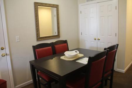 Grand Crowne by Capital Vacations - 16