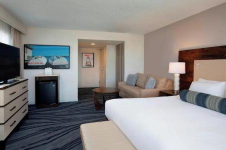 Courtyard by Marriott - 52
