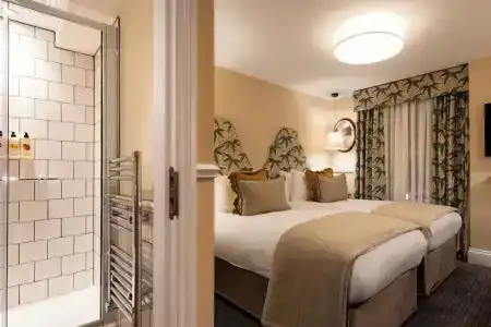 The Drayton Court - 104