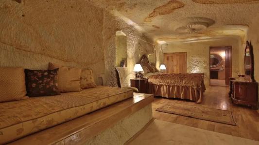 Golden Cave Suites - 63