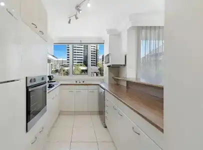 Ultiqa Beach Haven On Broadbeach - 213