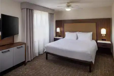 Homewood Suites by Hilton Denver International Airport - 58