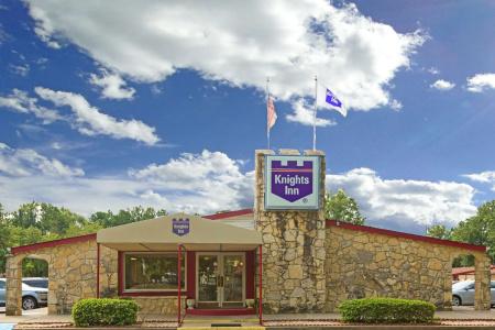Knights Inn - 15