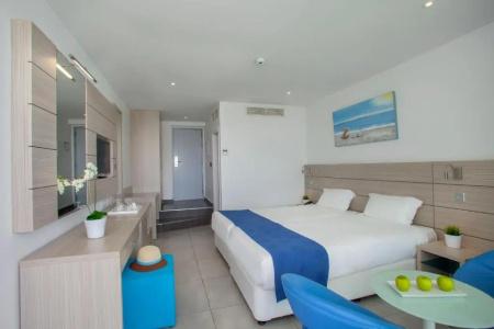 Limanaki Beach & Suites - 109