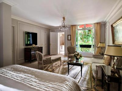 Hôtel Plaza Athénée - Dorchester Collection - 42