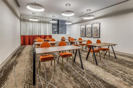 Hilton Garden Inn- Chicago Central Loop - 8