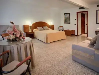 Gaudi - 4