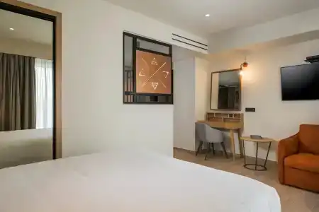 Hyperion City with Heated Pool - 58