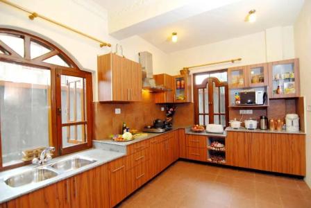 Vardan Resort n' - 128
