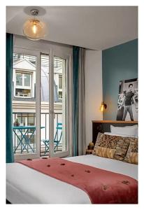 Lyric Paris Opera - 72