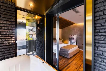 La Suite Boutique - 244